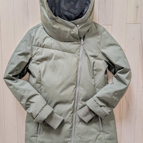 FIG Clothing warm winter jacket with asymetrical zip - Picture 1 of 10